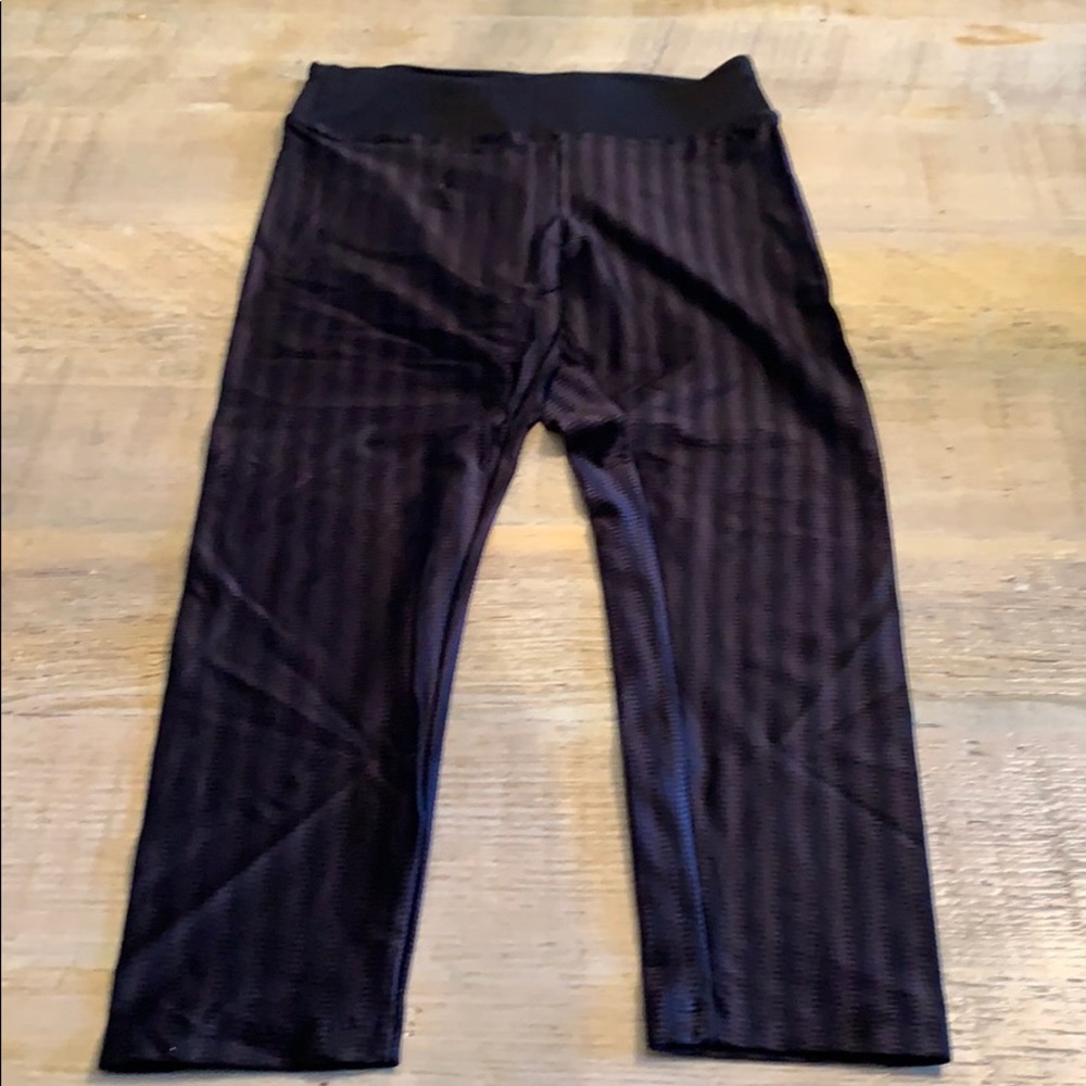 Koral textured shiny legging
